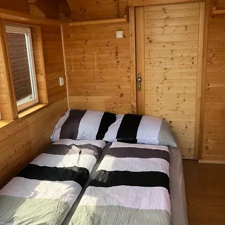 Bateau-hôtel Cassiopeia - Hausbot For 6 Prague
